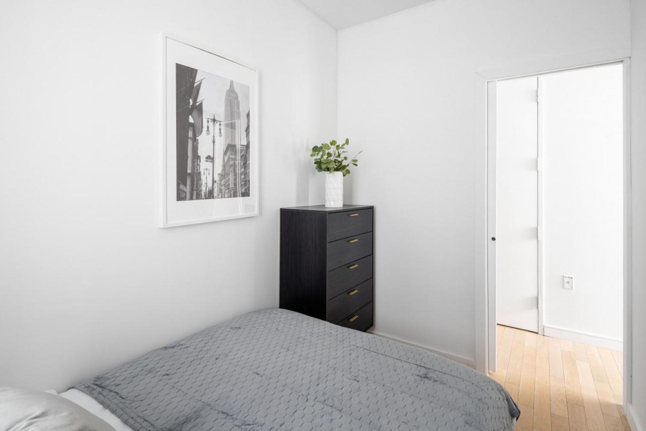 Beautiful 2bd With A Gym Near Times Square *